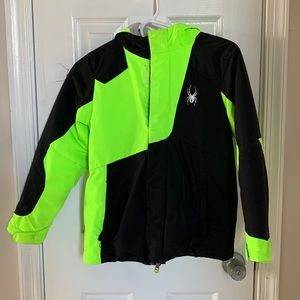 Spyder ski coat kids size 10-12. Good condition. No rips or stains.